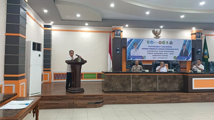 Bupati Sintang Ingin Setiap Anak Bisa Sekolah dan Kuliah
