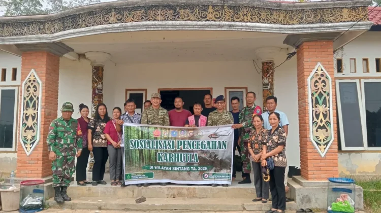 Cegah Karhutla, Tim Mabes TNI Edukasi Warga Kelam Permai