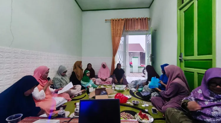 Salimah Sintang Pererat Silaturahmi dengan Majelis Taklim Daarus Sakinah
