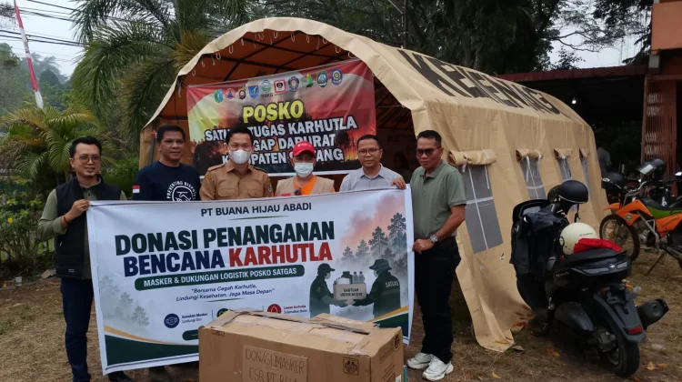 Pemkab Sintang Terima Bantuan Masker dari PT.Buana Hijau Abadi