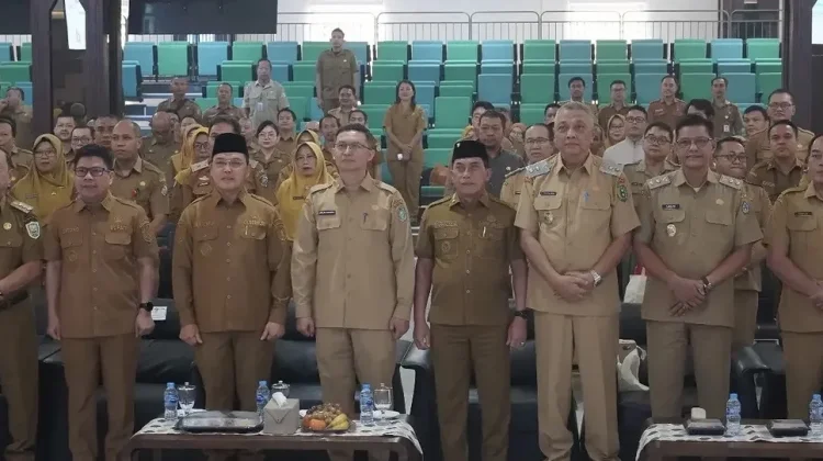 Wabup Kapuas Hulu Hadiri Rapat Kerja Kepala Daerah Se-Kalbar