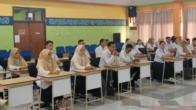Dinkes Kapuas Hulu Gelar Pelatihan Bagi Nakes dalam Berhenti Merokok