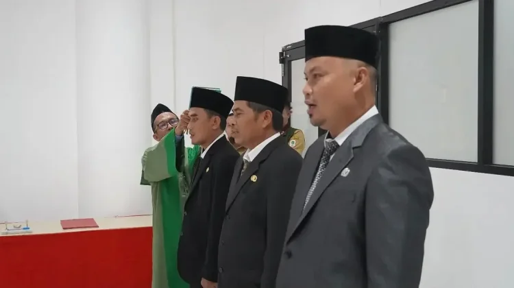 Sekda Kapuas Hulu Lantik Tiga ASN dalam Jabatan Fungsional