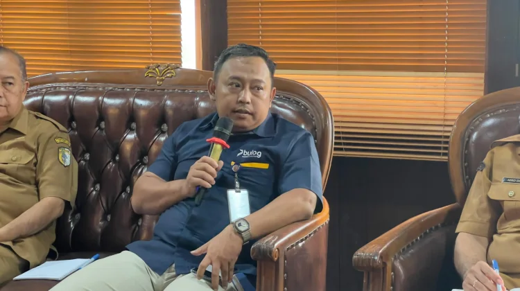 Bulog Sintang Pastikan Stok Beras Aman saat Kemarau