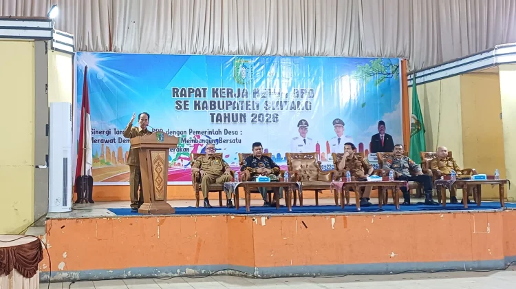 Bupati Sintang Tekankan BPD Kawal Anggaran Desa - RRI.co.id