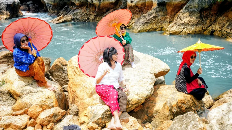 Tips Nikmati Wisata Akhir Pekan Hemat dan Instagramable