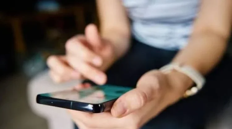 Jangan Kebanyakan Cerita, Ini Tips Menjaga Privasi Diri