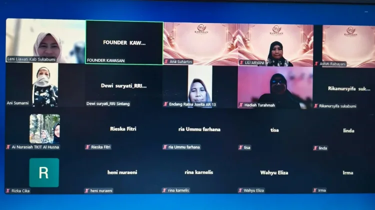 Iman Jadi Pondasi Muslimah Hadapi Tantangan Hidup