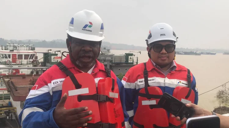 Pertamina Dukung Pemda Terapkan Ganjil Genap Antrean BBM