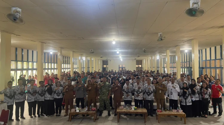 349 Guru Ikuti PORSENIJAR PGRI Kabupaten Sintang