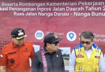 Kunjungan Komisi V DPR RI ke Kapuas Hulu Tinjau Jalan Boyan Tanjung