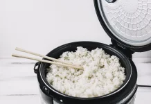 Kebiasaan ini Bikin Rice Cooker Cepat Rusak