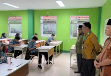 Kemenag Sintang Tinjau Asesmen  MAN 1 Sintang