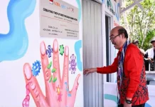 Sekda Sintang: Kunci Kesehatan Keluarga Dimulai dari Toilet yang Bersih