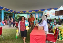 Warga Serbu Gerakan Pangan Murah Sintang di Bulan Ramadan 1447 H