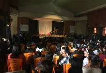 OMK Katedral Sintang Persembahkan Jalan Salib Teatrikal "Redup Mati dan Kembali"