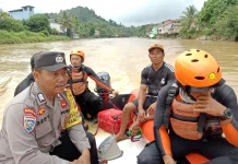 Pencarian Warga Diduga Tenggelam di Sungai Cina, Melawi Terus Berlanjut