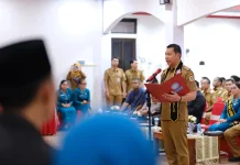 Lantik PKK se-Kapuas Hulu, Bupati Dorong Peran Keluarga sebagai Pilar Pembangunan