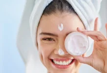 Pentingnya Melakukan Skincare Rutin pada Malam Hari