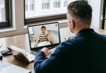 Etika Digital dalam Kehidupan Online