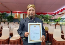Kisah Inspiratif Guru Berprestasi di  Pelosok Sintang