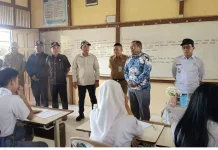 Kunjungi Dapur MBG Kedamin, Pemkab Kapuas Hulu Pastikan Standar Gizi Terpenuhi