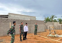 Danrem 121/Abw Tinjau Progres Gerai KDKMP di Desa Peniti Luar, Mempawah