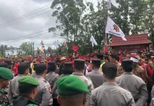 Puluhan Ormas di Sintang Gelar Aksi Desak Pengembalian Aset SMM