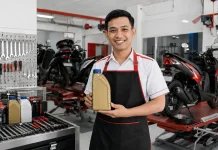 Tips Memilih Oli Mesin Motor agar Kendaraan Awet