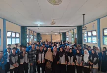 FORKIS MADANI Gelar Public Speaking