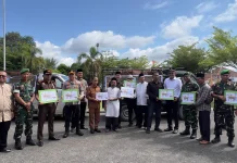 Pemkab Sintang Berikan Bantuan Delapan Ekor Sapi Kurban untuk Iduladha 1447 H