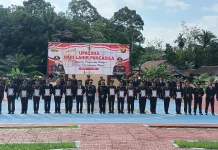 Kapolres Melawi Beri Penghargaan kepada 15 Personel atas Dedikasi dan Loyalitas