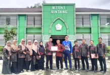 MTs Negeri 1 Sintang Menerima Kunjungan SMP Negeri 2 Sintang