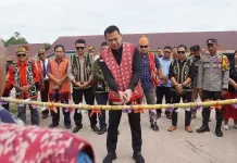 Bupati Kapuas Hulu Buka Gawai Paroki St. Montfort Badau