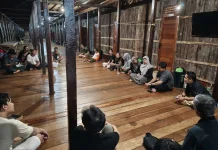 Tenun di Ensaid Panjang Jadi Sorotan jelang FKL