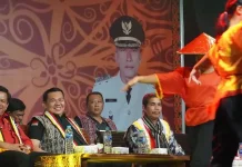 Bupati Kapuas Hulu Ajak Generasi Muda Lestarikan Adat dan Budaya