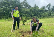 Peringati Hari Bhayangkara ke-80, Polres Sekadau Lakukan Penghijauan
