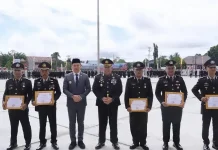 Personil Polres Kapuas Hulu Terima Tanda Kehormatan dari Presiden RI