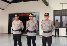 Puluhan Personel Bintara Polres Sekadau Menerima Kenaikan Pangkat