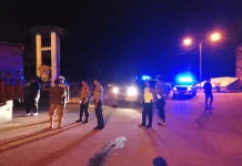 Polres Sekadau Berikan Teguran Humanis Kepada Pengendara Salah Jalur