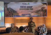 Bupati Sintang Minta Penetapan Masyarakat Hukum Adat Dilakukan Secara Cermat