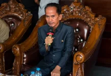 Sulit Dapatkan Solar, Bupati Sintang Mediasi Para Sopir, Segera Keluarkan Edaran