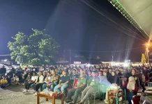 Warga Antusias Nobar Final Pildun 2026 Bersama RRI Sintang dan Korem 121/ABW