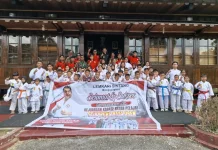 Atlet Karate Sintang Resmi Diberangkatkan ke Melawi