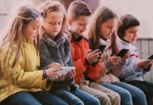 Tips Mendidik Anak di Era Digital yang Tepat