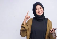 Tips Sederhana Cegah Rambut Rusak saat Pakai Hijab