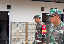 Danrem 121/Abw Tinjau Pembangunan Sumur Bor dan MCK Karya Bakti Skala Besar