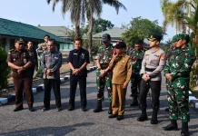 Ratusan Prajurit Yonif 642 Kapuas ke Papua, Bupati Sintang Doakan Keselamatan