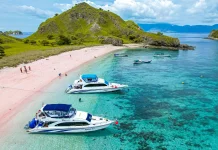 Tips Penting Liburan Aman di Pantai saat Cuaca Berangin