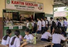 Bupati Sintang Dorong MBG Libatkan Kantin Sekolah
